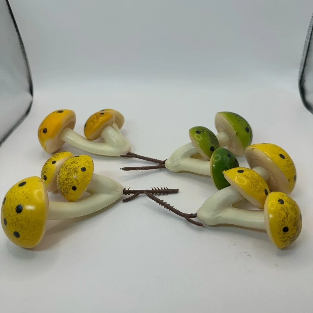Vintage Mushroom Plastic Blow Mold Plant Picks By Homco. Set of 4